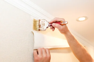 Pose de papier peint au Ménil-Ciboult — revêtements muraux et toiles de verre